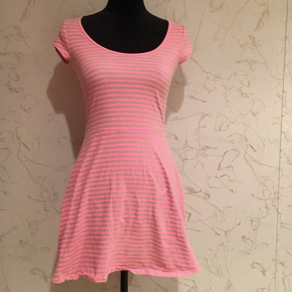 American Eagle Outfitters Dresses & Skirts - 🌸 Striped AE Dress